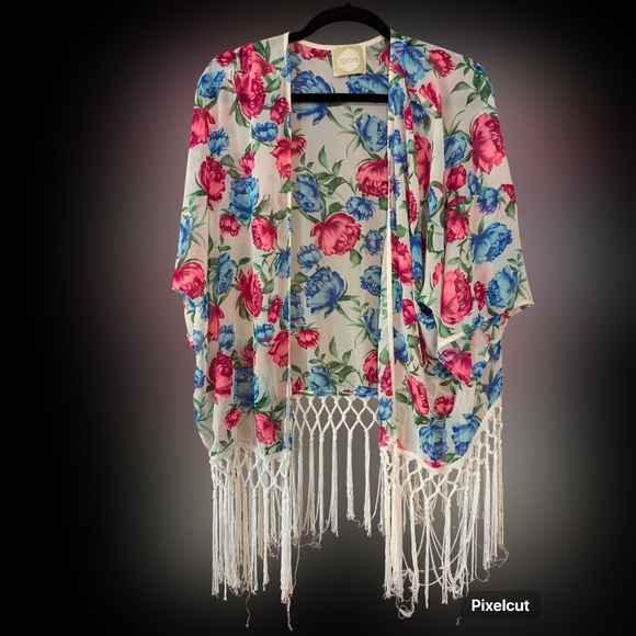 Kimono - Picture 1 of 2